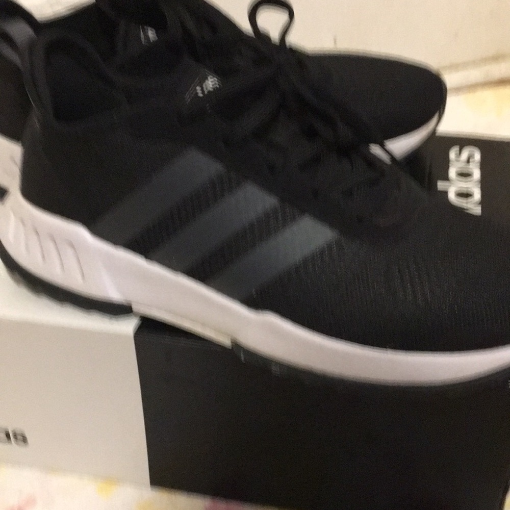 Adidas - Picture 9 of 9